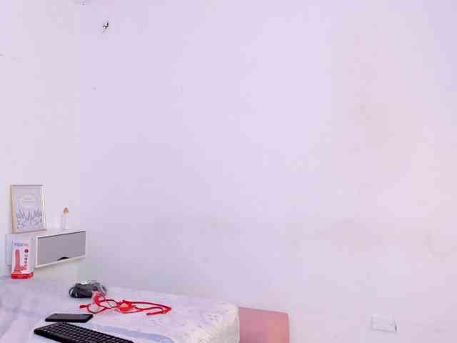 sofiaa-millerr webcam