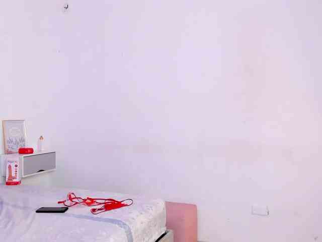 sofiaa-millerr webcam