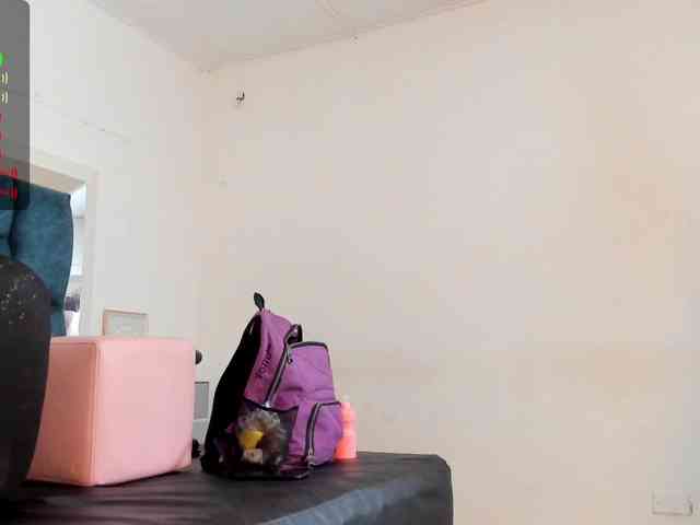sofiaa-millerr webcam