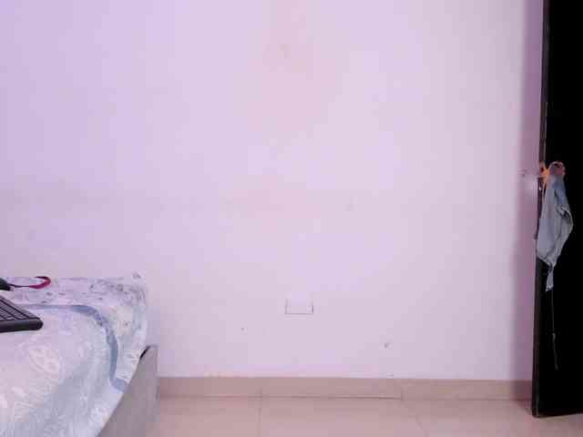 sofiaa-millerr webcam
