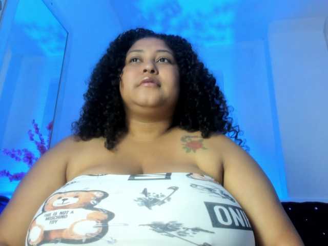 Ayliinn's BongaCams show and profile