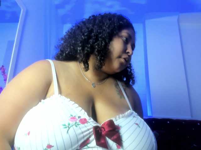 Ayliinn's BongaCams show and profile