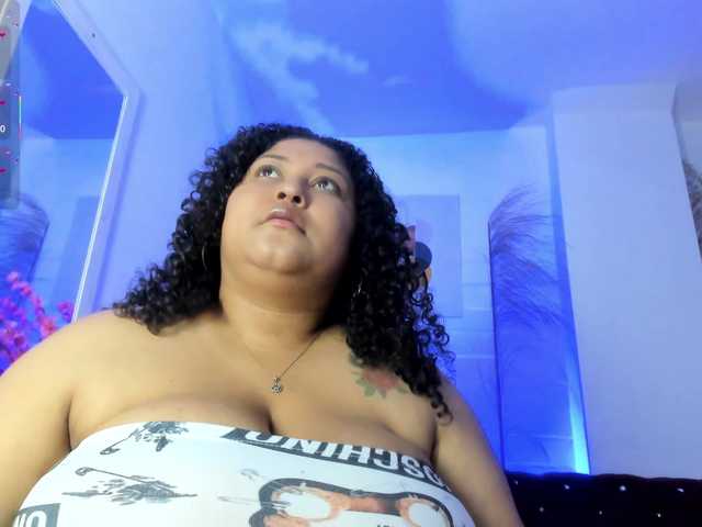 Ayliinn's BongaCams show and profile