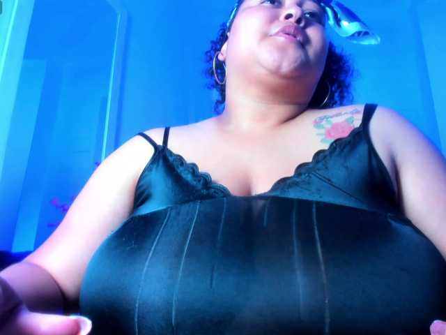 Ayliinn's BongaCams show and profile