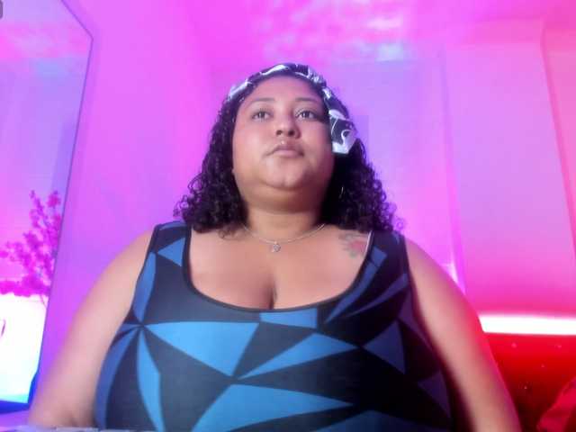 Ayliinn's BongaCams show and profile