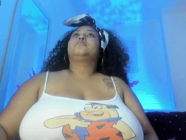 Ayliinn's BongaCams show and profile