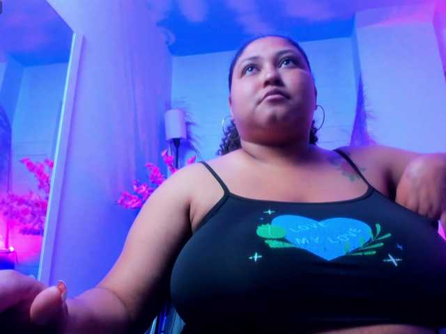 Ayliinn's BongaCams show and profile