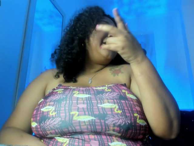 Ayliinn's BongaCams show and profile