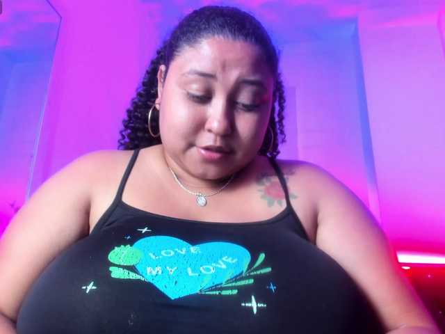 Ayliinn's BongaCams show and profile