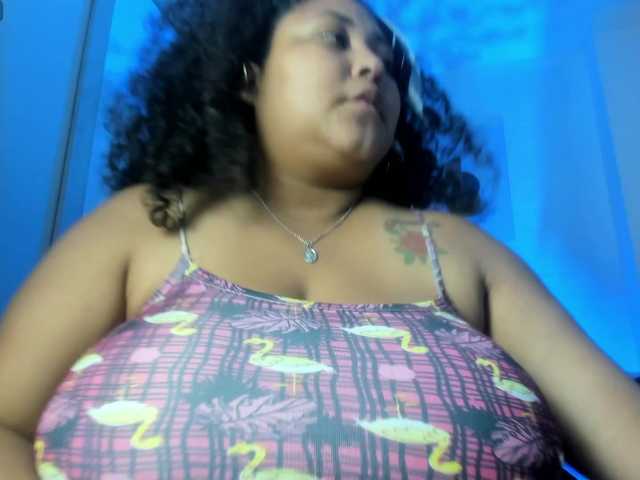 Ayliinn's BongaCams show and profile