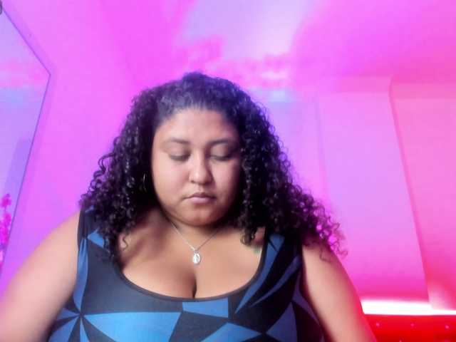 Ayliinn's BongaCams show and profile