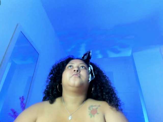 Ayliinn's BongaCams show and profile