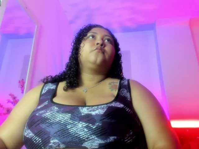 Ayliinn's BongaCams show and profile