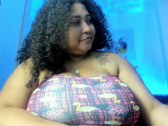 Ayliinn's BongaCams show and profile