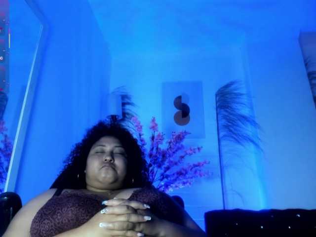 Ayliinn's BongaCams show and profile