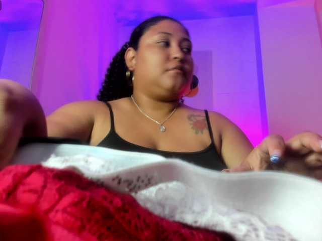 Ayliinn's BongaCams show and profile