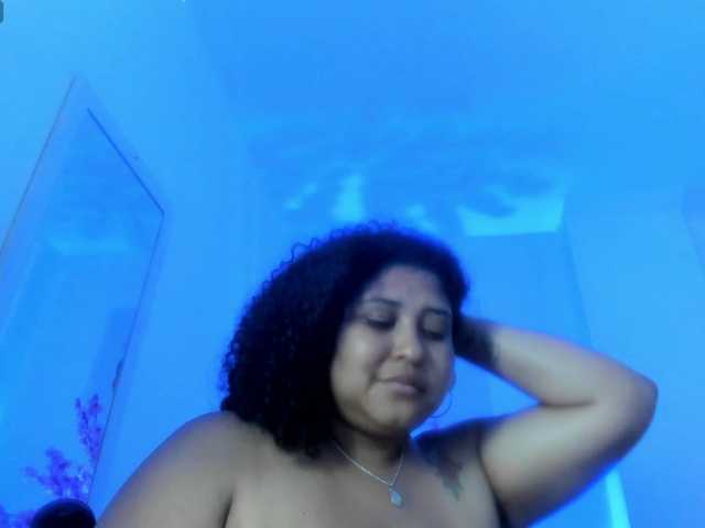 Ayliinn's BongaCams show and profile