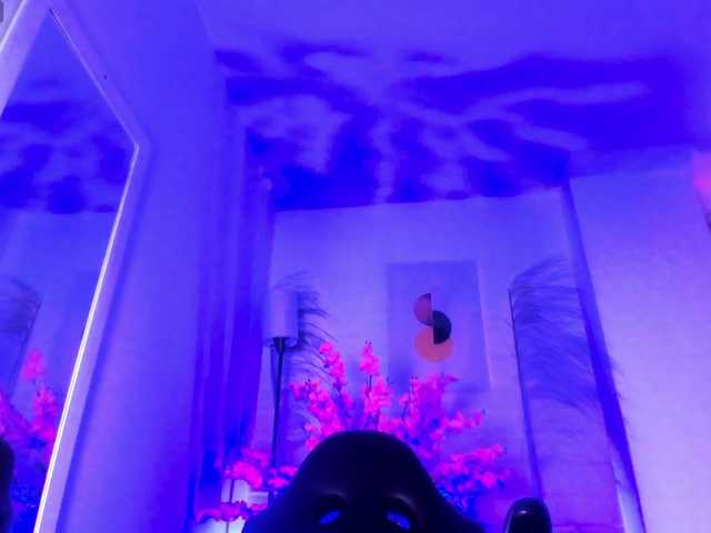 Ayliinn's BongaCams show and profile