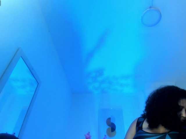 Ayliinn webcam bongacams model stream image