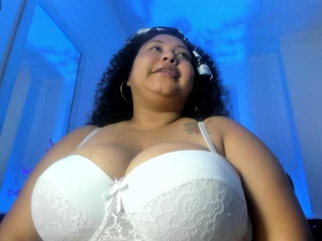 Ayliinn's BongaCams show and profile