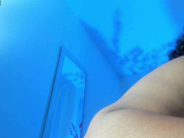 Ayliinn's BongaCams show and profile