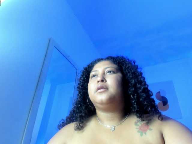 Ayliinn's BongaCams show and profile