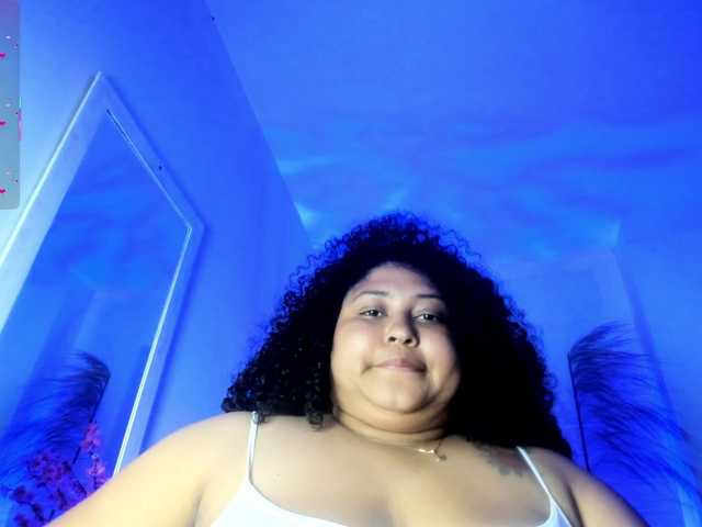 Ayliinn's BongaCams show and profile