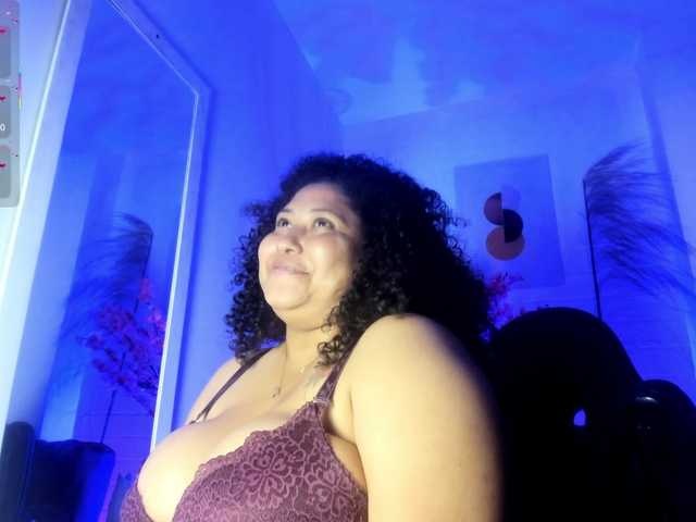 Ayliinn's BongaCams show and profile