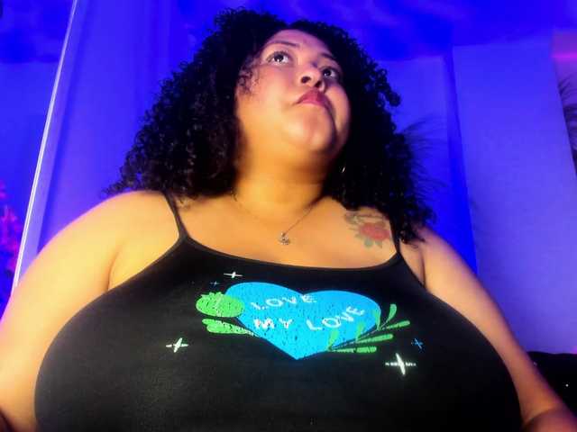 Ayliinn's BongaCams show and profile