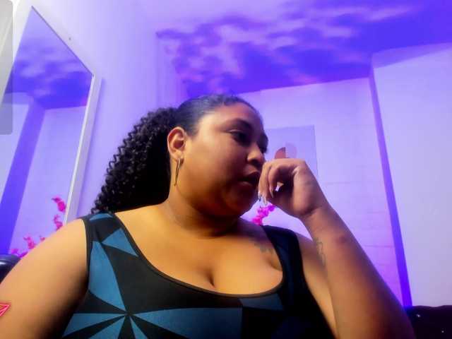 Ayliinn's BongaCams show and profile