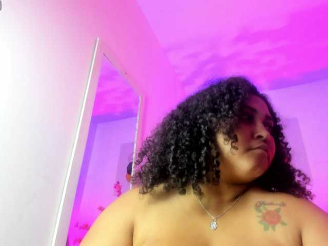 Ayliinn's BongaCams show and profile