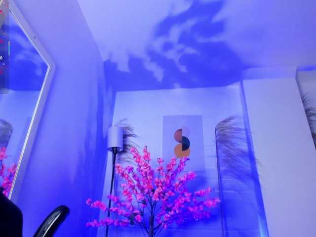 Ayliinn's BongaCams show and profile