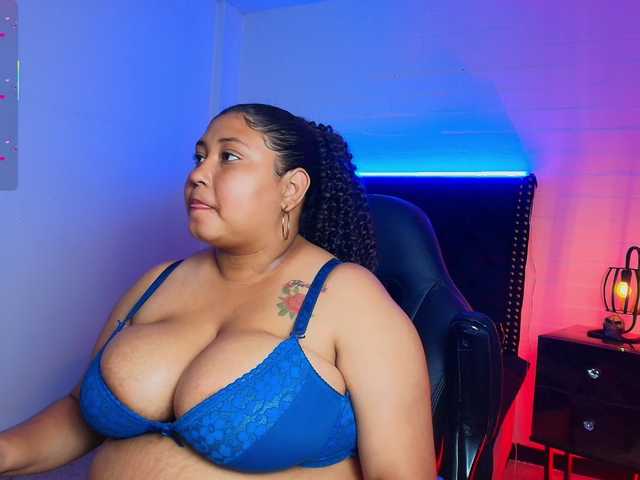 Ayliinn's BongaCams show and profile