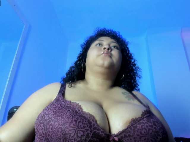 Ayliinn's BongaCams show and profile