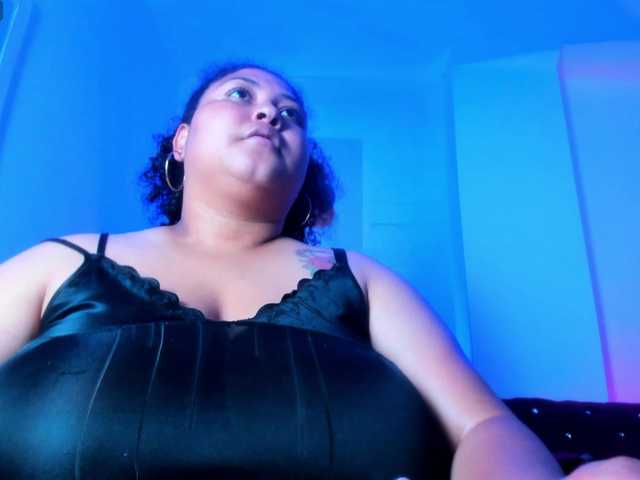 Ayliinn's BongaCams show and profile