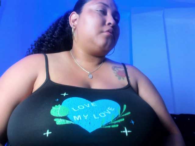 Ayliinn's BongaCams show and profile