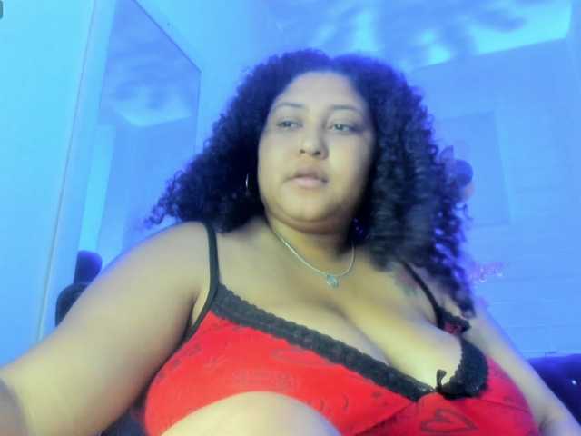 Ayliinn's BongaCams show and profile