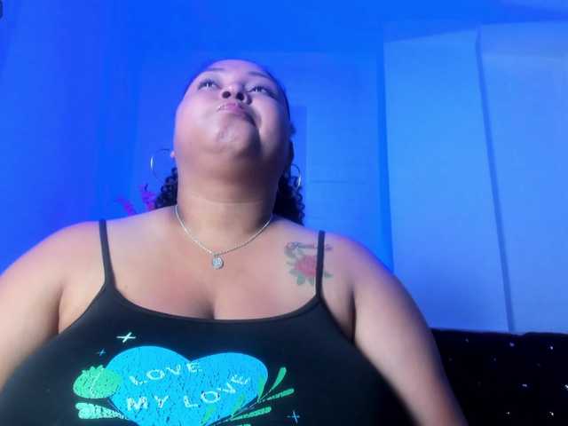 Ayliinn's BongaCams show and profile