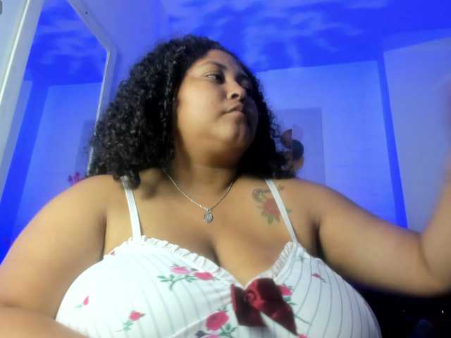 Ayliinn's BongaCams show and profile