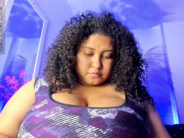 Ayliinn's BongaCams show and profile