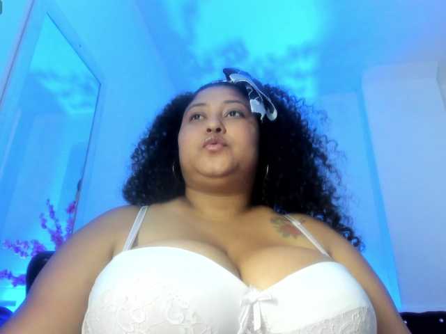 Ayliinn's BongaCams show and profile