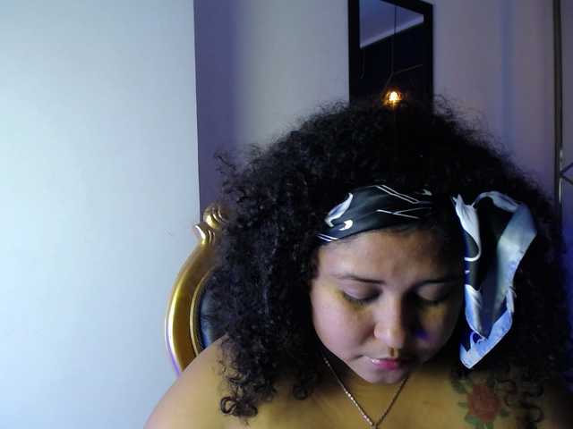 Ayliinn's BongaCams show and profile