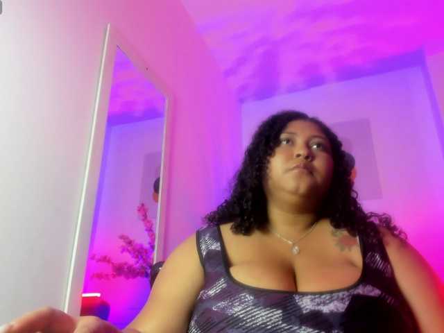 Ayliinn's BongaCams show and profile