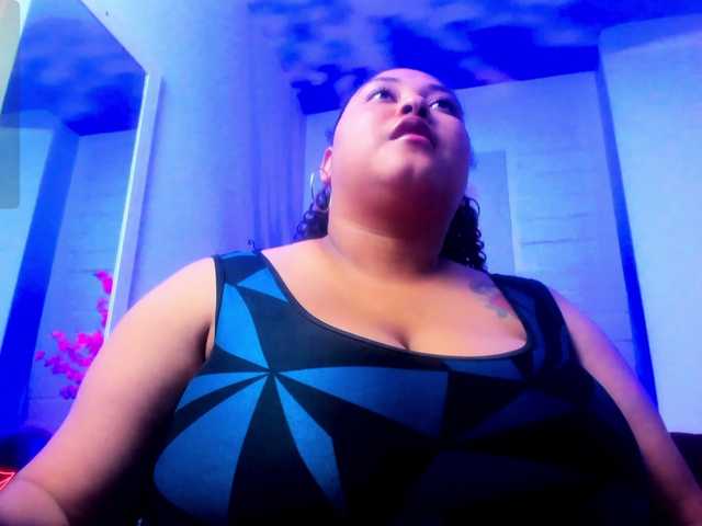 Ayliinn's BongaCams show and profile