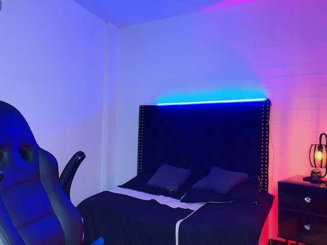 Ayliinn's BongaCams show and profile