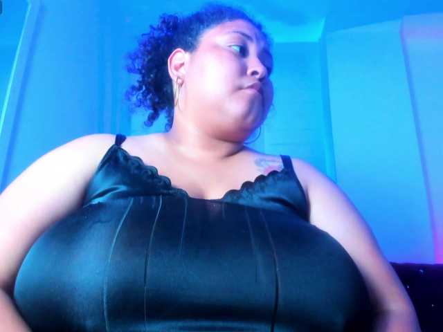 Ayliinn's BongaCams show and profile