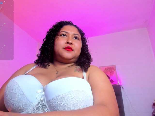 Ayliinn from BongaCams