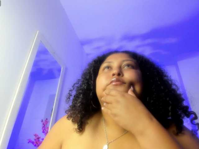 Ayliinn's BongaCams show and profile