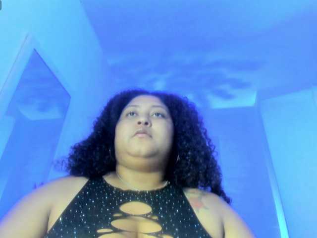 Ayliinn's BongaCams show and profile