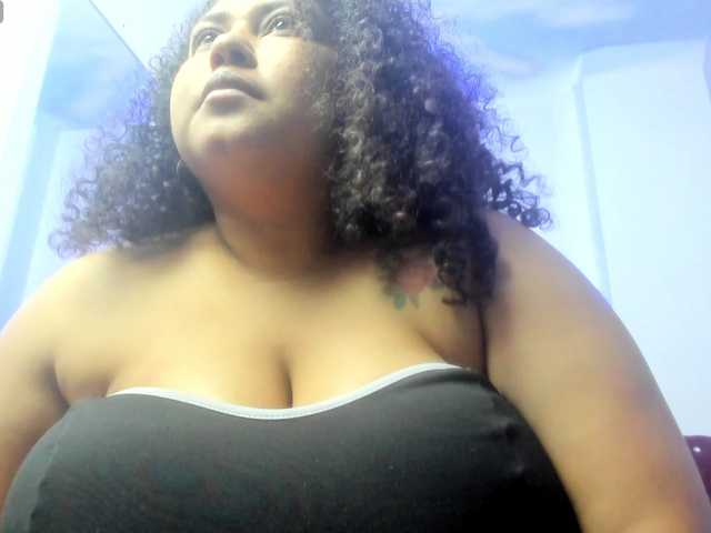 Ayliinn's BongaCams show and profile